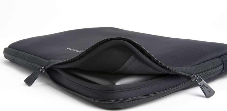 DICOTA PerfectSkin 17