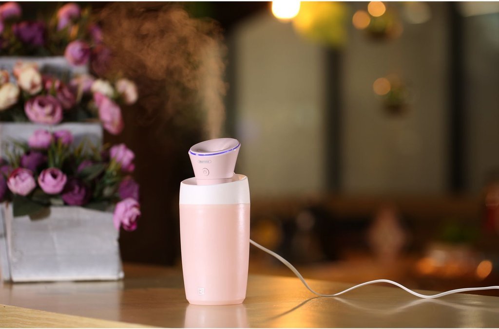 Remax RT-A300 Daffodil mini humidifier / Pink