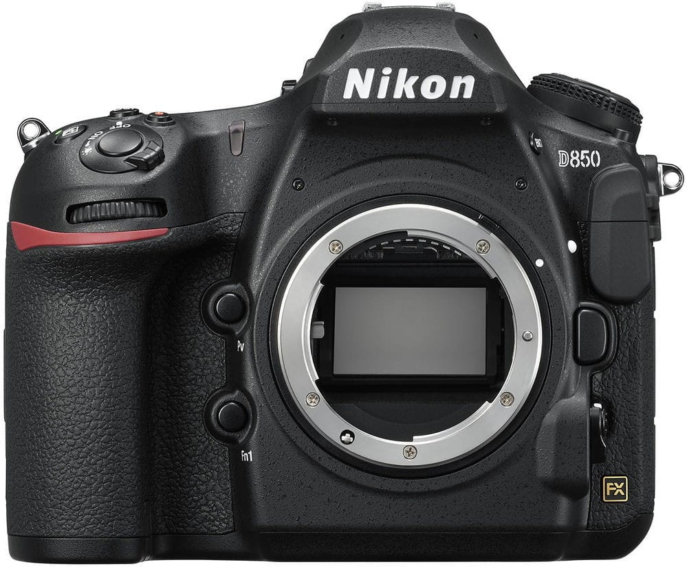 Camera Nikon D850 / Body / 45.7MPx / FX-Format CMOS Sensor / 4K UHD Video Recording / Native ISO 25600 /