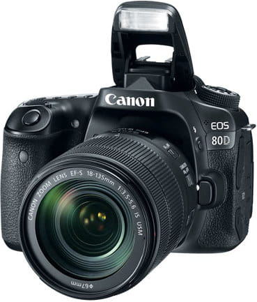 Camera Canon EOS 80D & Lens EF-S 18-135 IS STM