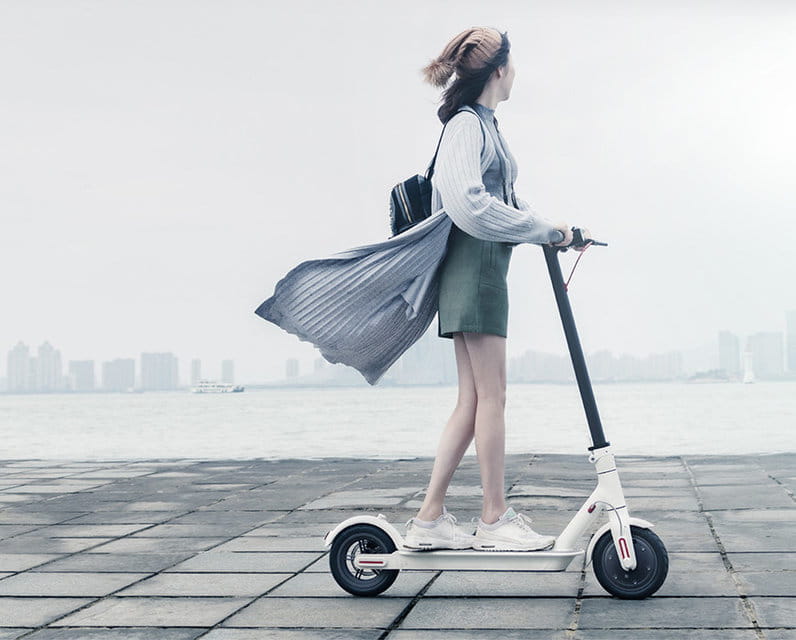 Xiaomi Mi Electronic Scooter M365 / White