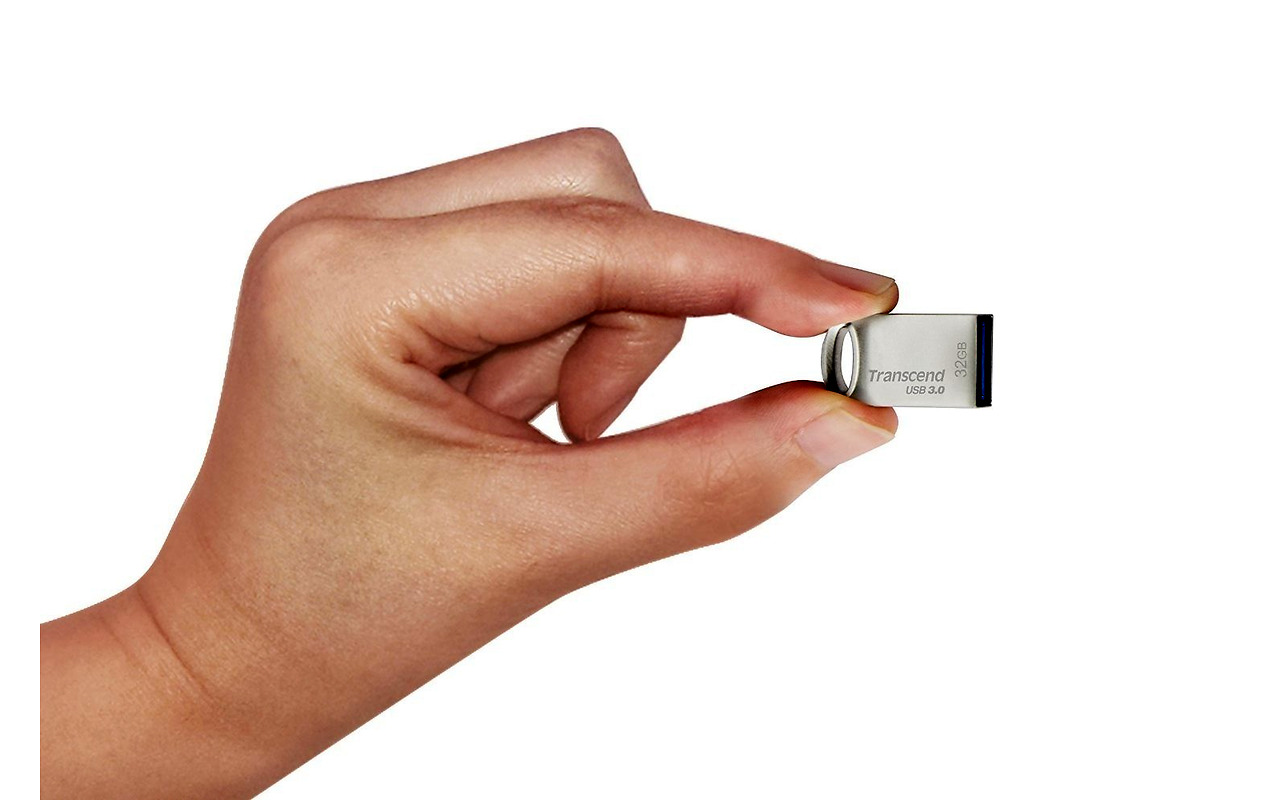 USB Transcend JetFlash 710  / 32Gb / Silver