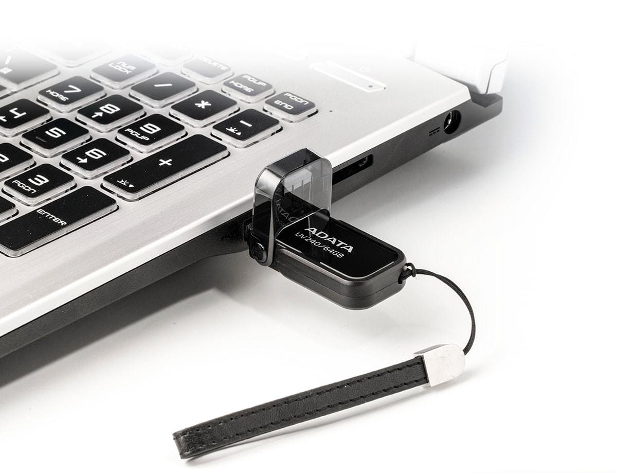 USB ADATA UV240 / 64GB / USB2.0 / Plastic / Flip Cap / Black