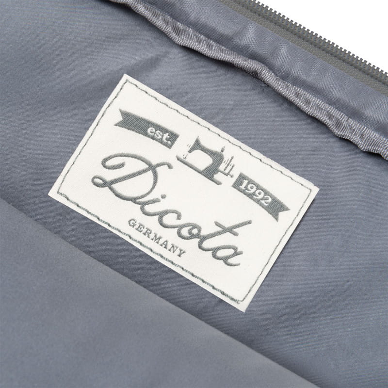 Case DICOTA Slim EDGE / 12"-13.3" / Black