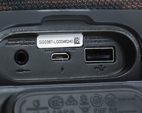 JBL Charge 3 / Bluetooth / Camouflage