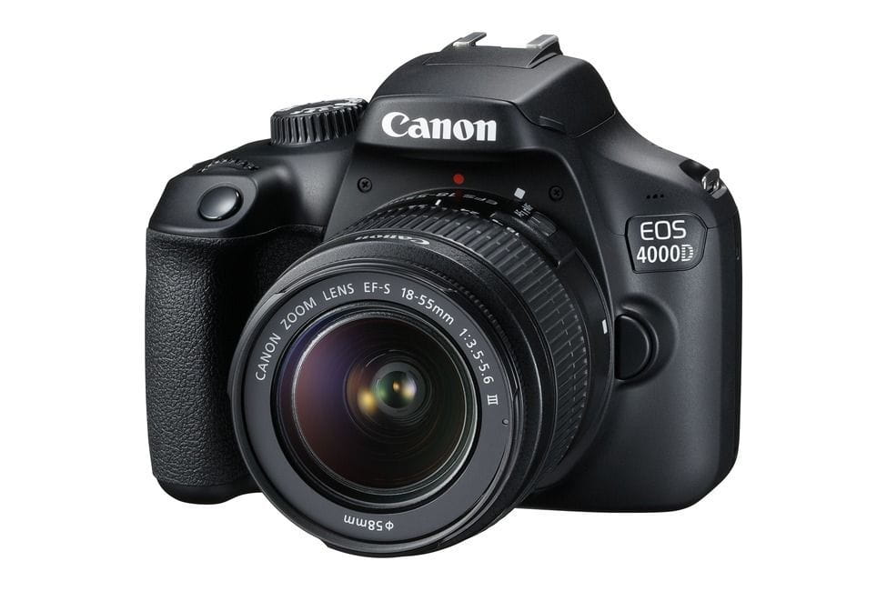 Canon EOS 4000D / 18-55 + SB130 + 16GB Black