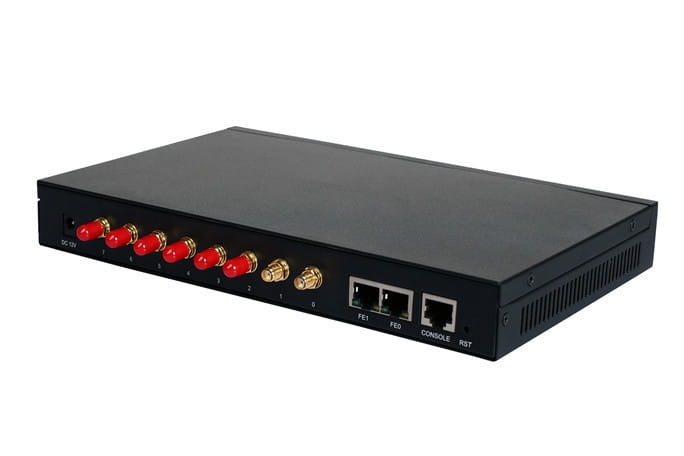 Dinstar UC2000-VE-8G GSM / VoIP Gateway /