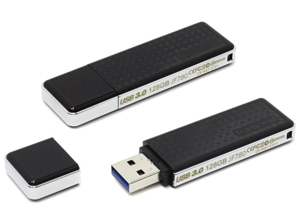Transcend JetFlash 780 128Gb / Black