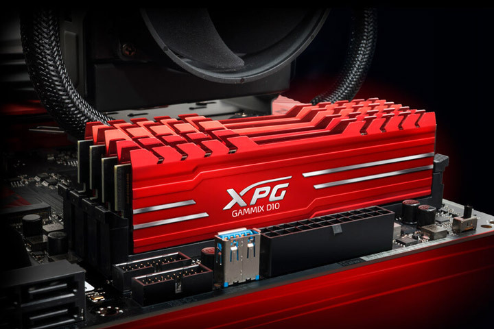 RAM ADATA XPG Gammix D10 / 16GB / DDR4 / 3200MHz / Heatsink / Red