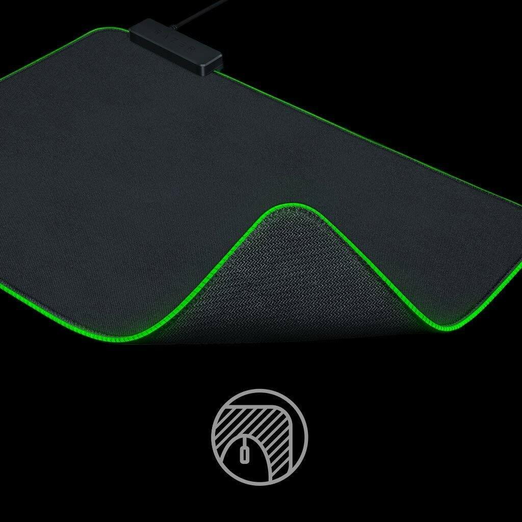 Mouse Pad Razer Goliathus Chroma / 355 х 255 х 3 mm / RZ02-02500100-R3M1 /