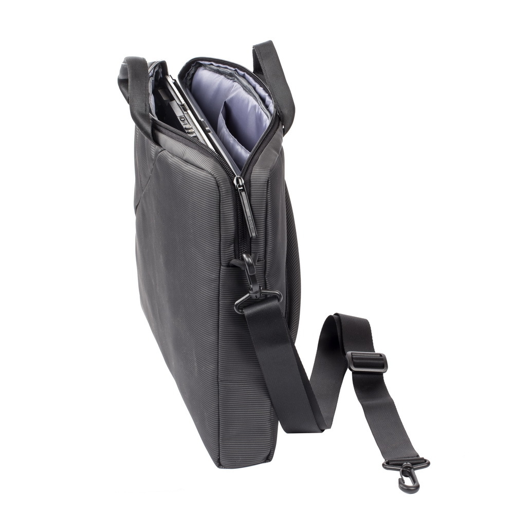 Rivacase 8730 / Bag 15.6