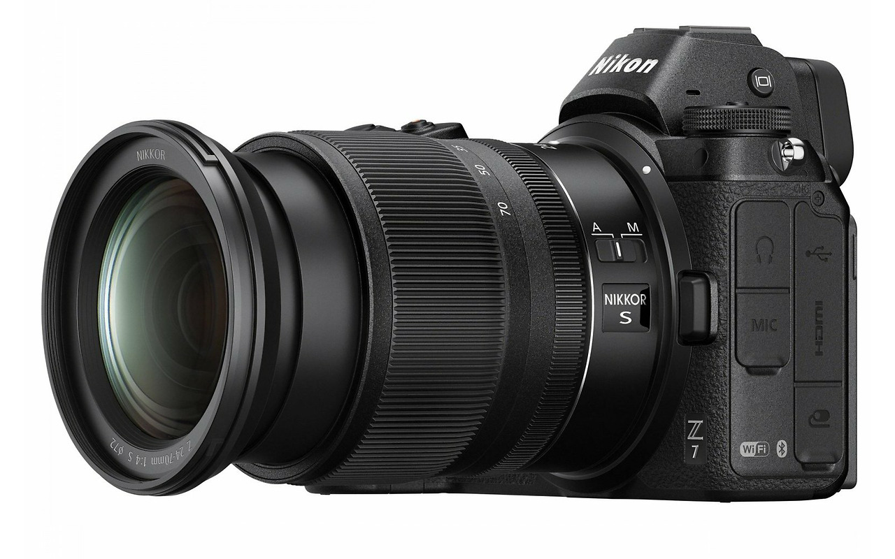 Nikon Z 7 + 24-70 f4 + FTZ Adapter Kit / VOA010K003