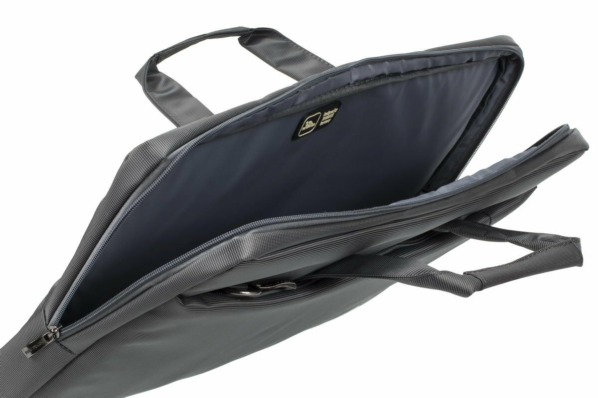 Rivacase 8251 / 17.3" Grey