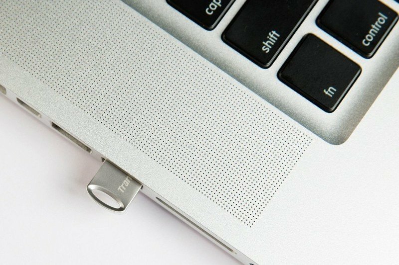 Transcend JetFlash 710S 128GB USB3.1 / Silver