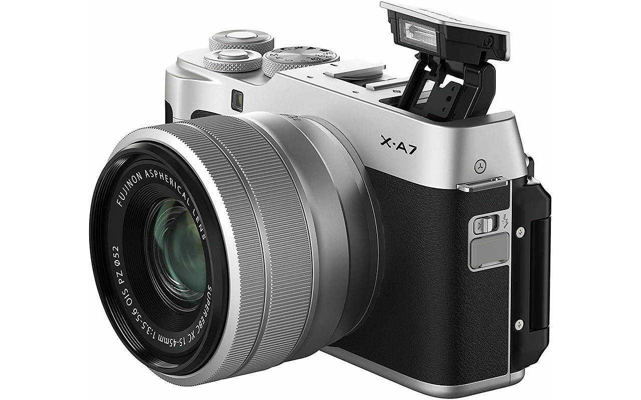 Fujifilm X-A7 + XC15-45mm KIT 16638201 / Silver