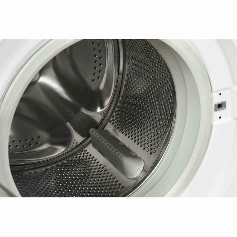 Indesit BWSE 61051 / White
