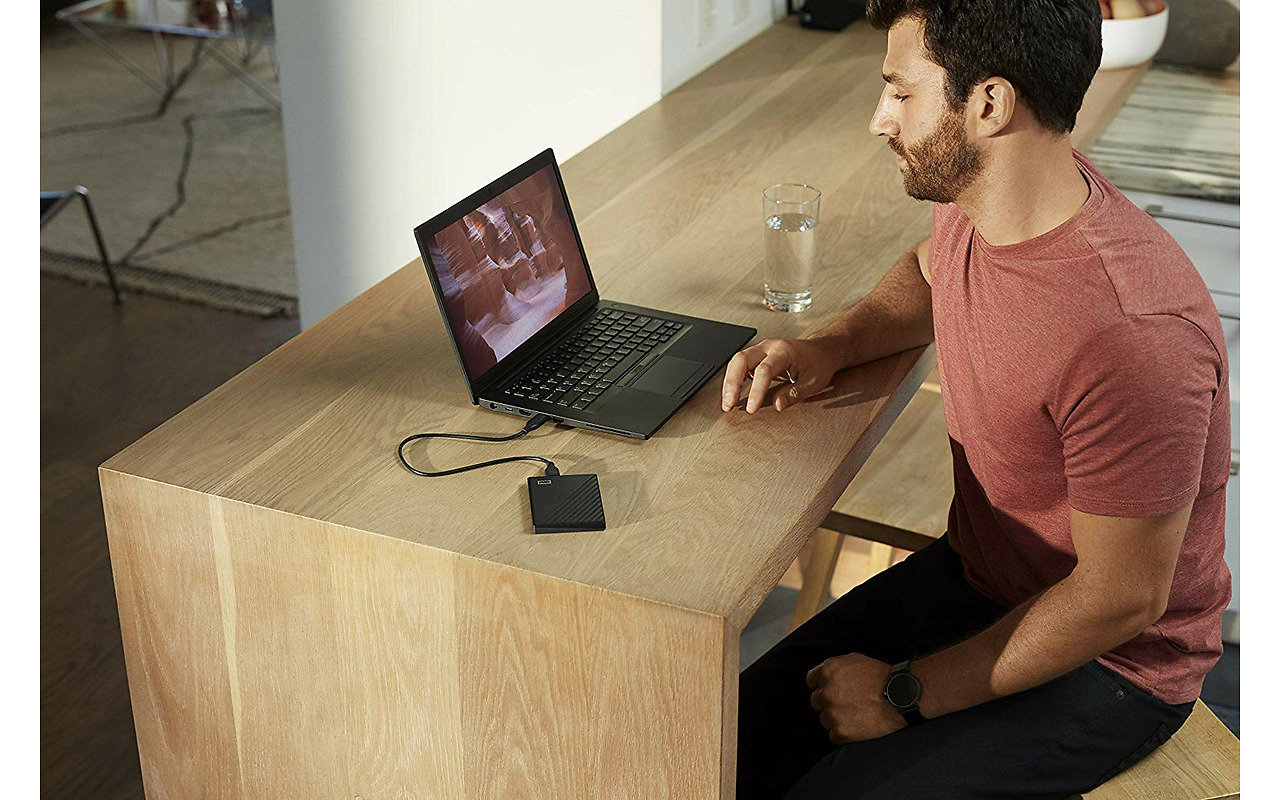 WD My Passport Ultra WDBYVG0010BBK-WESN Black