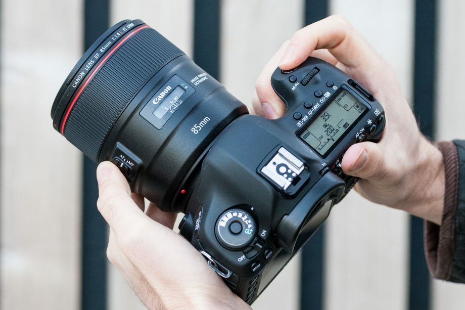 Canon EF 85mm f/1.4L IS USM