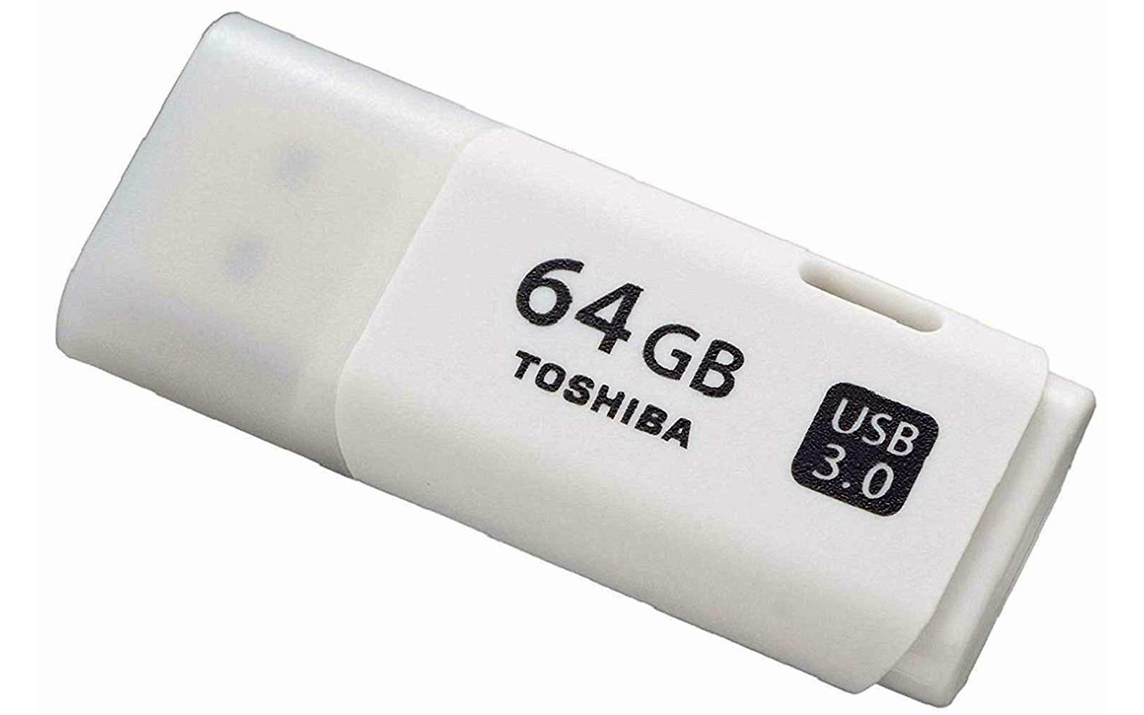 Toshiba TransMemory U301 / 64GB USB3.0 / THN-U301W0640E4 / White