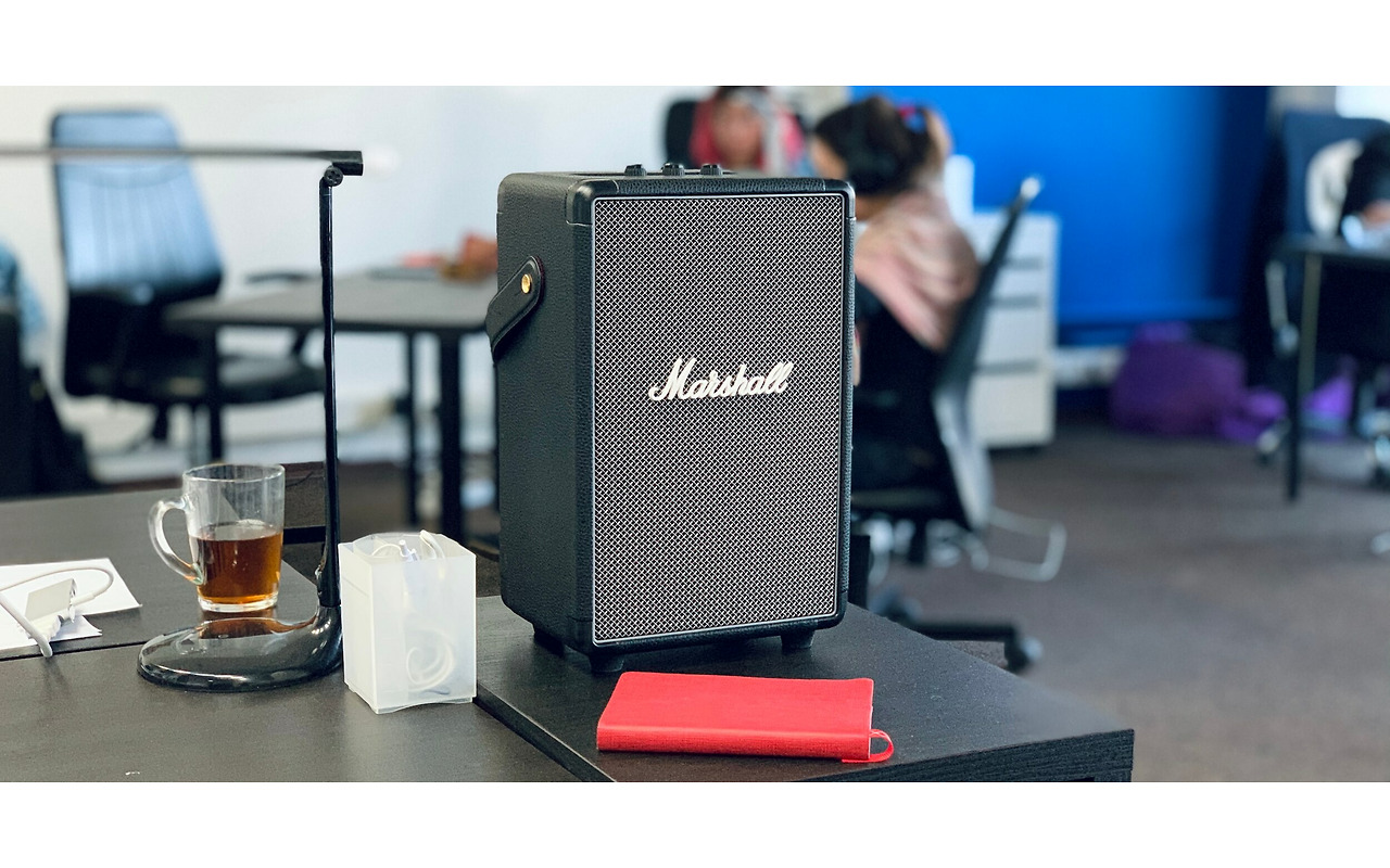 Marshall Tufton / 80W / Black