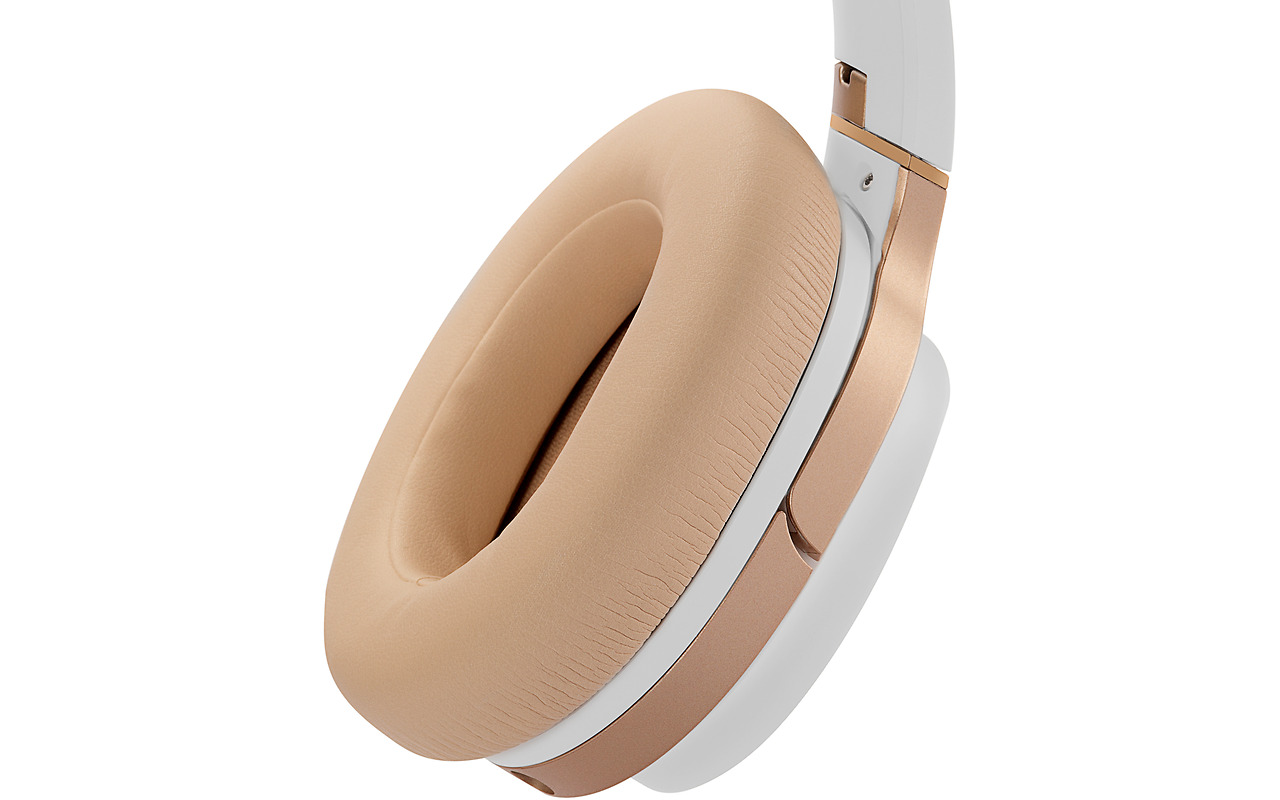 Edifier W830BT / Bluetooth and Wired / White