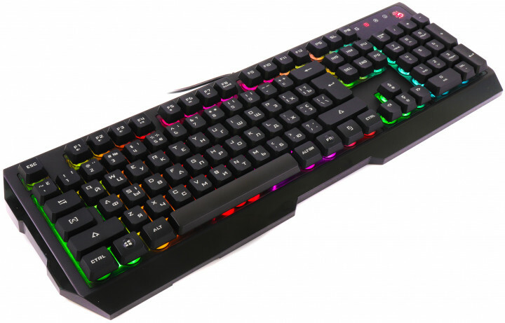 Bloody Q135 / Black