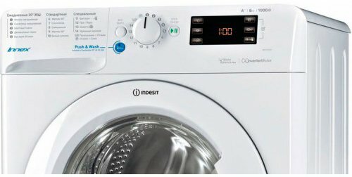 Indesit BWSE 81082 L B / White
