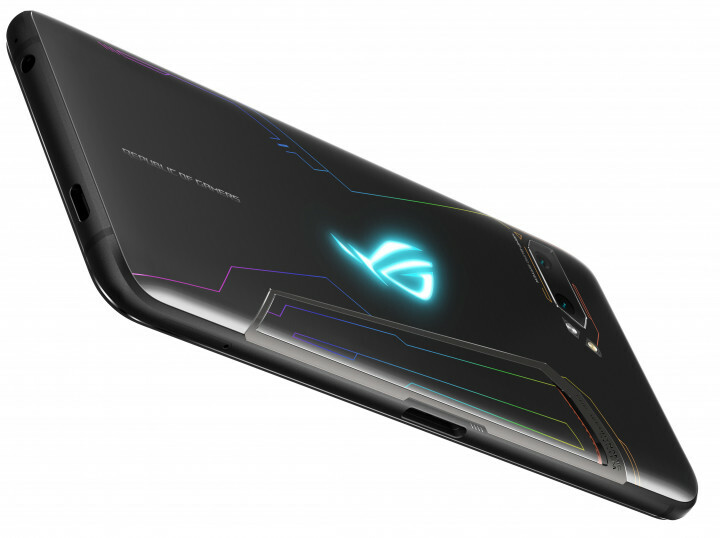 Asus ROG Phone 2 / 6.59" AMOLED 2340x1080 / Snapdragon 855 Plus / 12GB / 512GB / 6000mAh / ZS660KL /