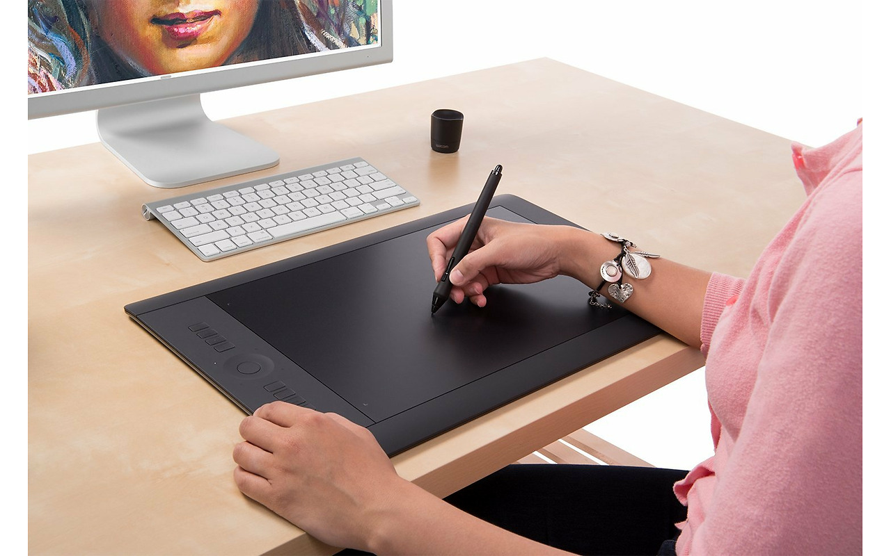 Wacom Intuos Pro L / PTH-860-N / Black