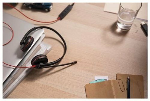 Plantronics BLACKWIRE C3225 USB-A / 209747-101 / Black