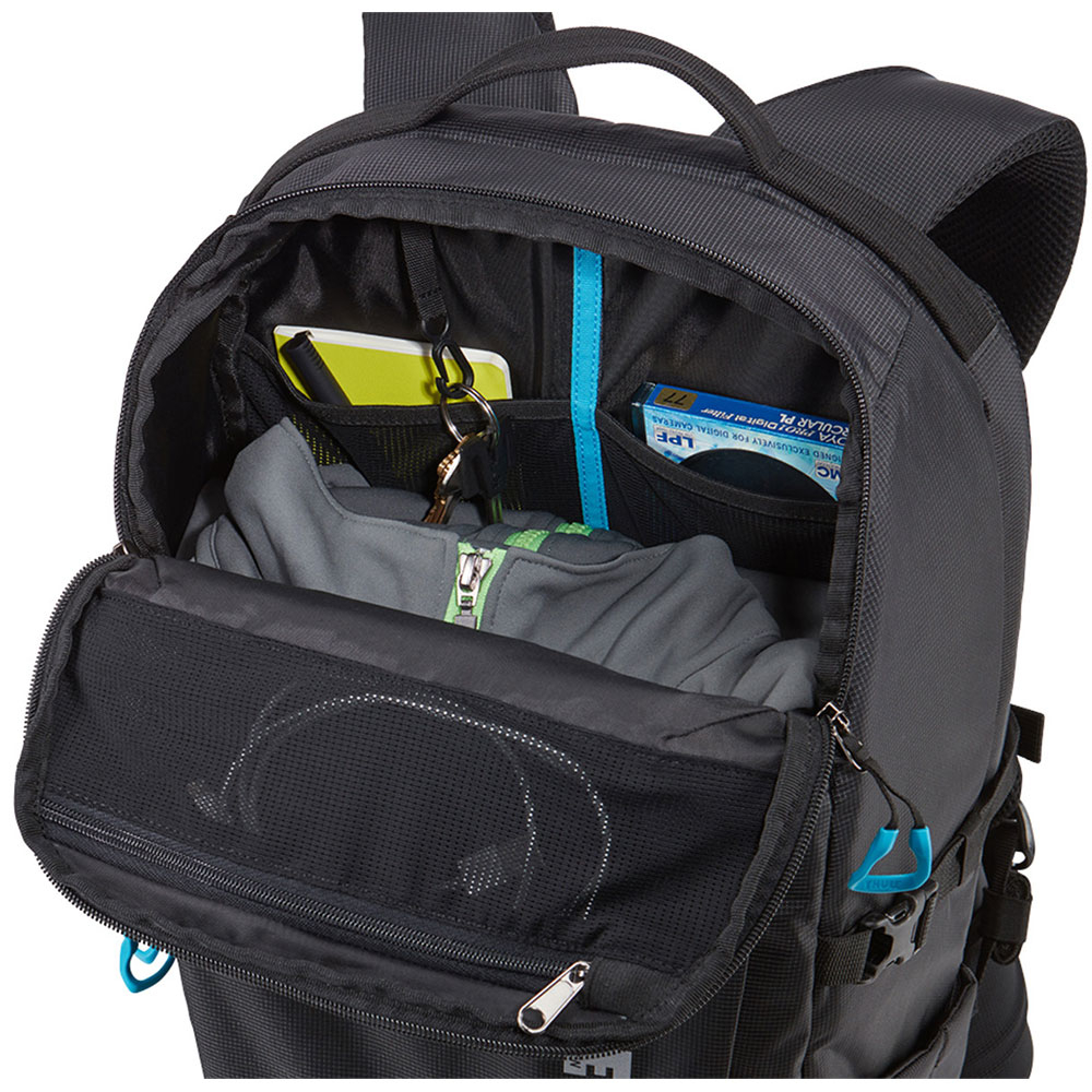 THULE Aspect TAC-106 Large / Black