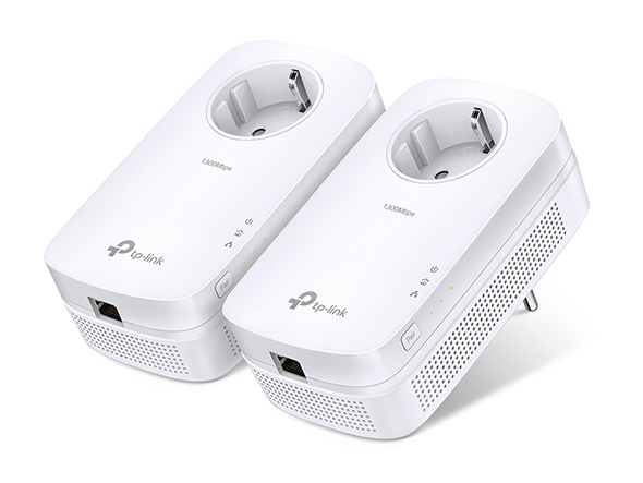 TP-LINK TL-PA8010P KIT Powerline Adapter Starter Kit with AC Passthrough / White