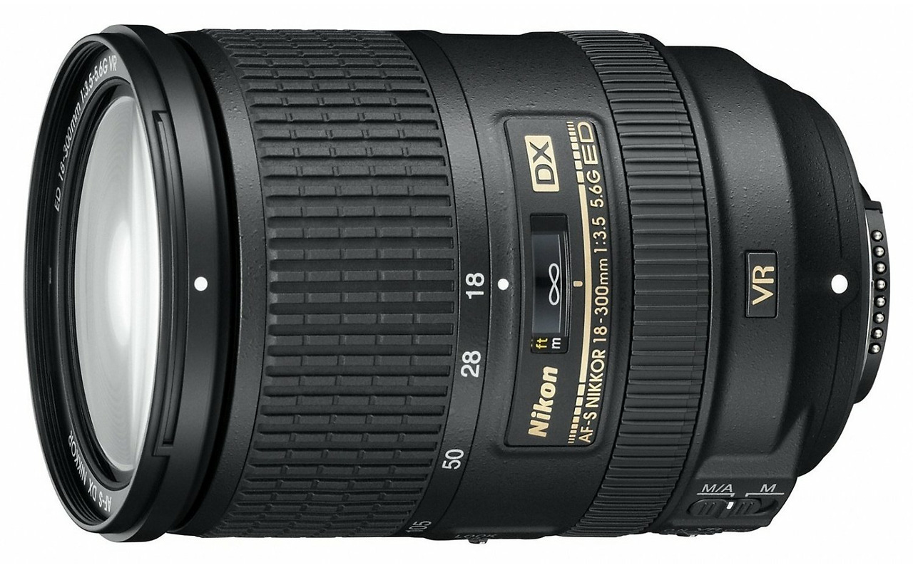 NIKON AF-S DX NIKKOR 18-300mm f/3.5-6.3G ED VR JAA821DA Black