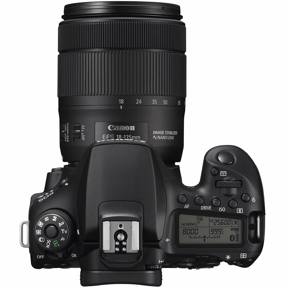 Canon EOS 90D + 18-135 IS nano USM / Black