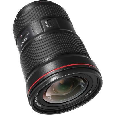 Canon EF 16-35mm f/2.8 L III USM / Black