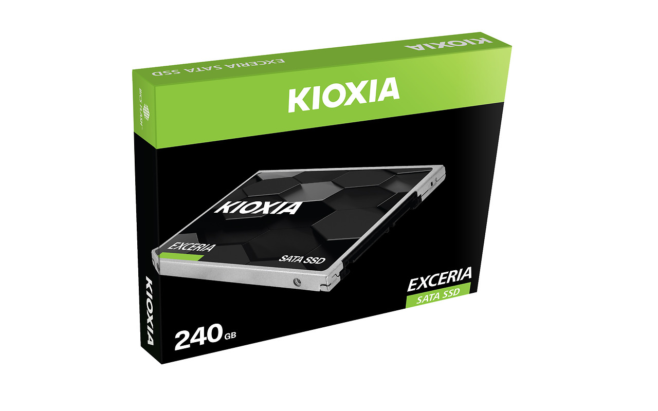 KIOXIA Exceria LTC10Z240GG8 / 240GB 2.5