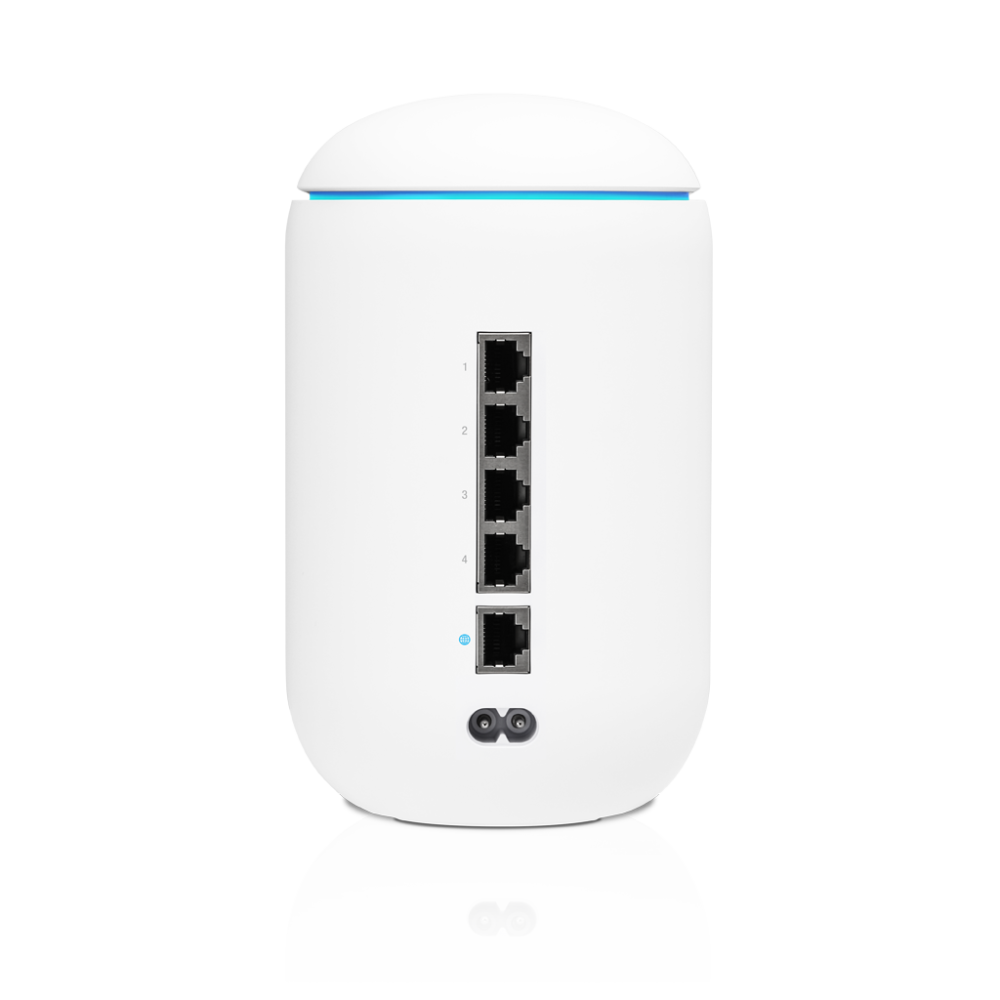 Ubiquiti UniFi Dream Machine / Security Gateway / Cloud Key / Wi-Fi Dual Band / 4-Port Gigabit Switch /