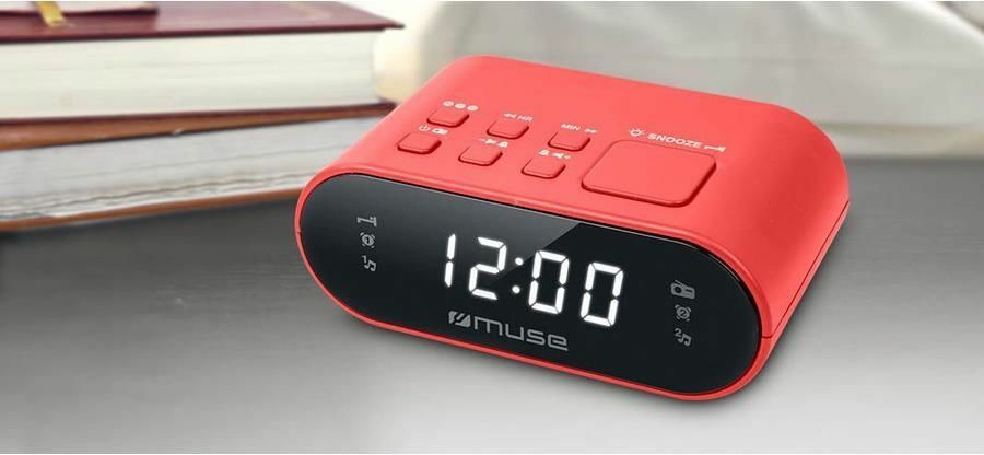MUSE M-10 / Dual Alarm Clock Radio / Red