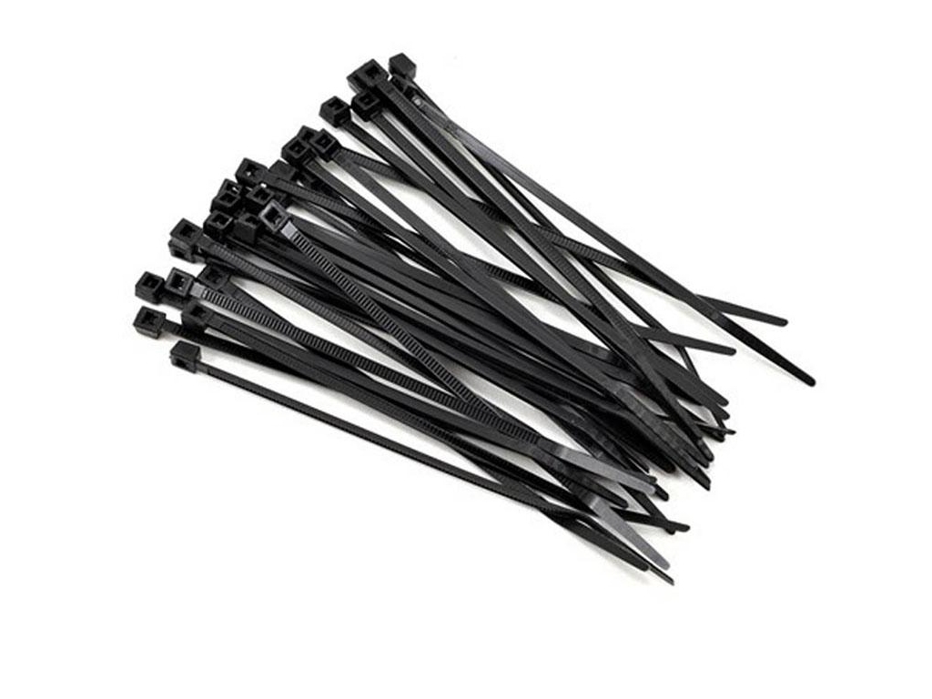 APC 200mm 4.8mm Cable Organizers / Black