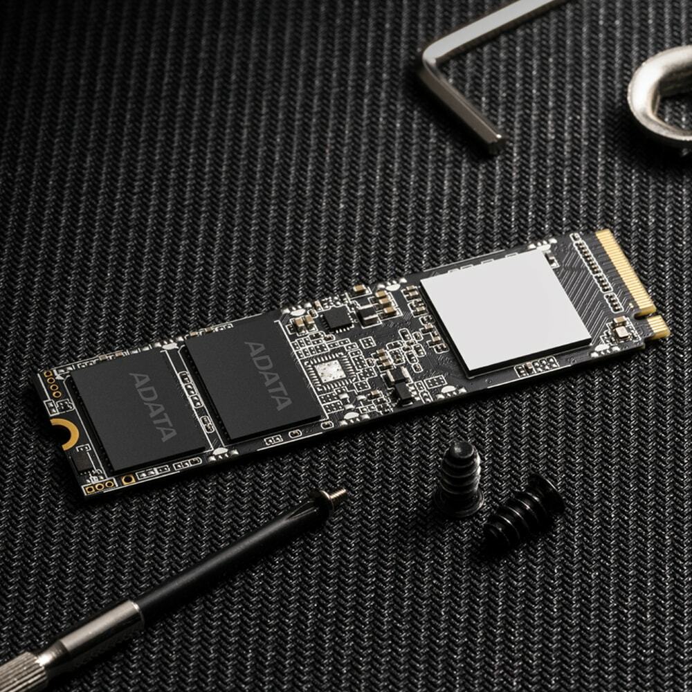 ADATA XPG SX8100 / M.2 NVMe 256GB