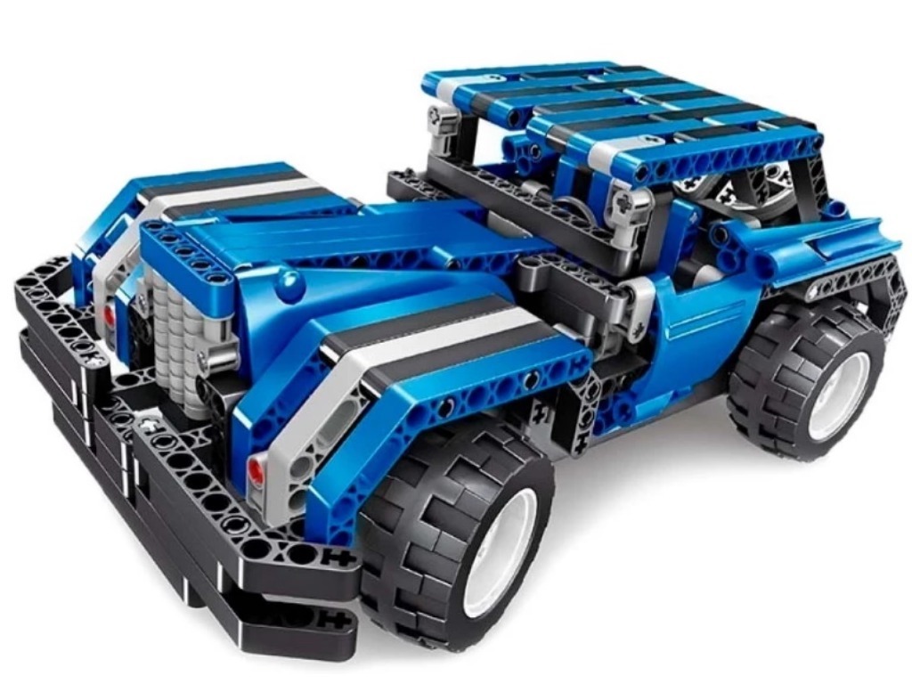 XTech 8005 Bricks: 2in1 Sport Car & Saloon Car