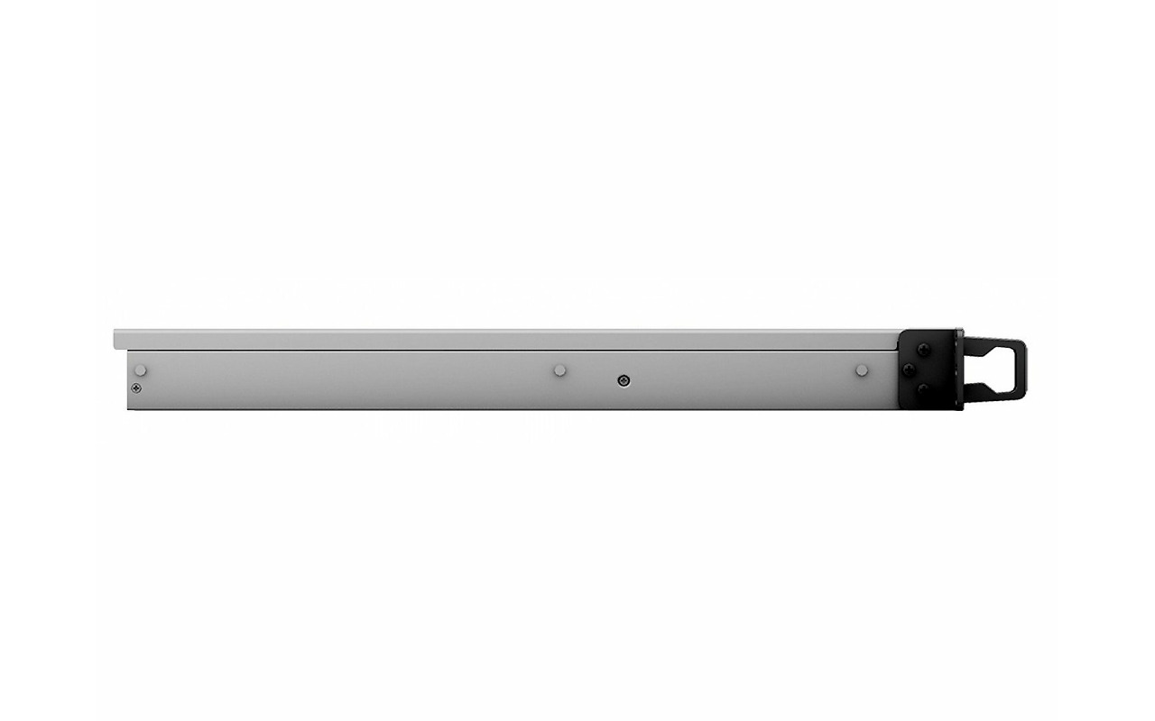 Synology RS820+