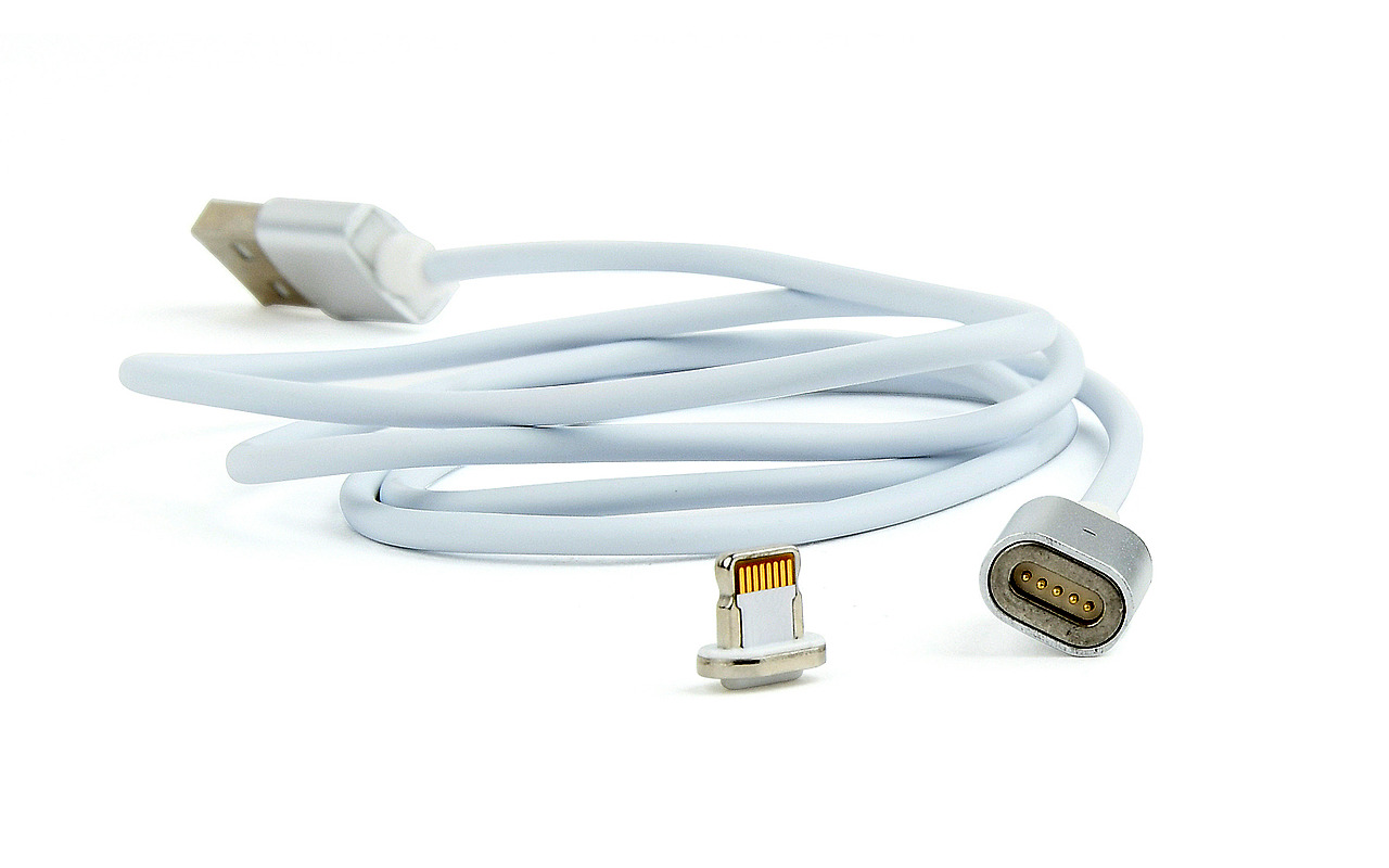 Gembird CC-USB2-AMLMM / Cable 8-pin 1m Silver