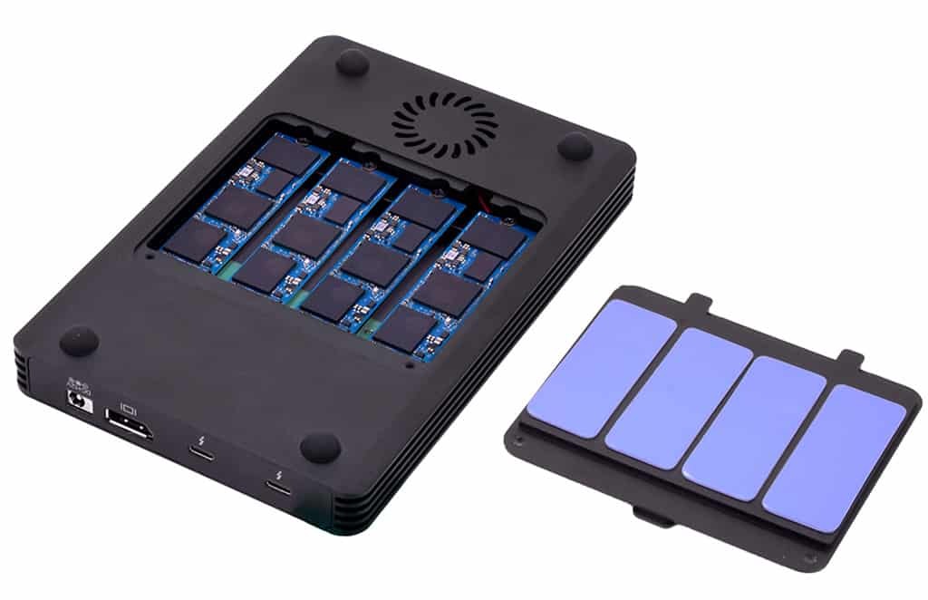 Century CAM2NV4TB3 / .M.2 NVMe SSD 4-Bay Enclosure