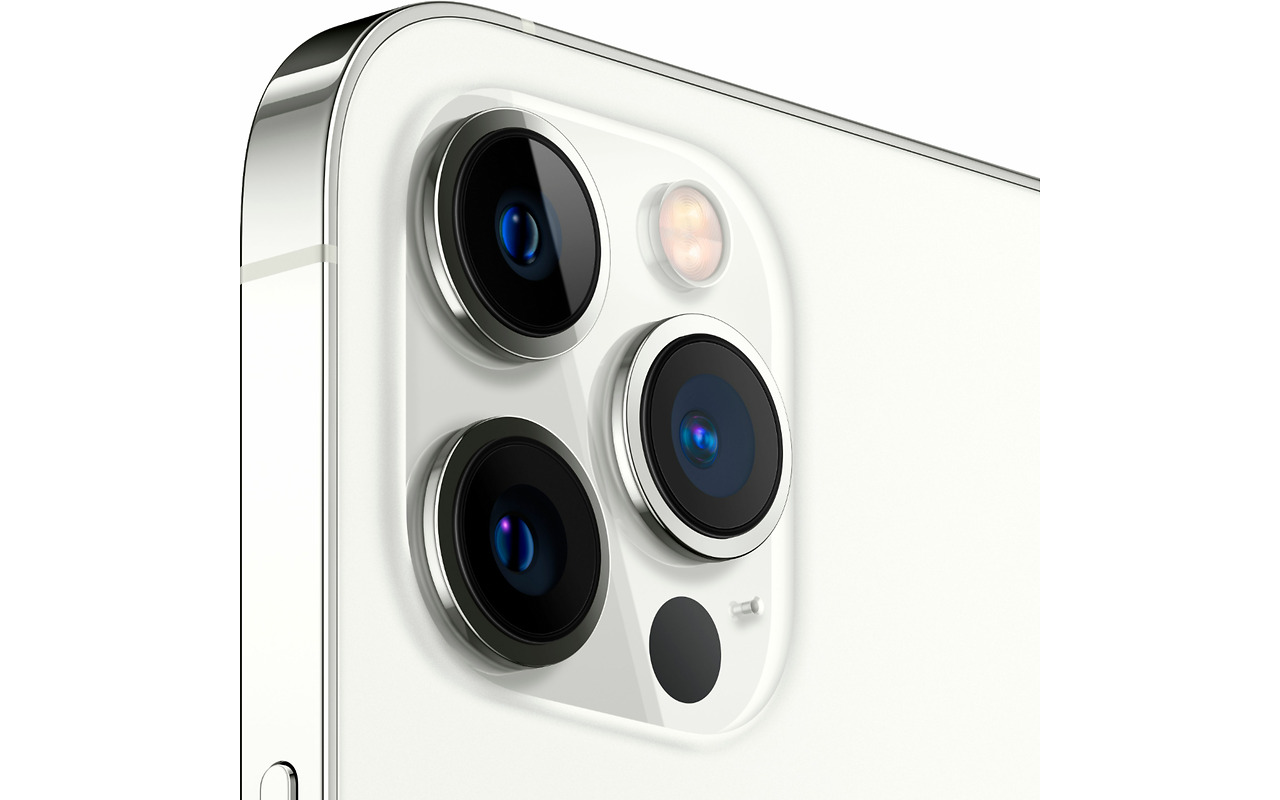 Apple iPhone 12 Pro / 6.1" OLED 2532x1170 / A14 Bionic / 6GB / 128GB / 2815mAh / Silver