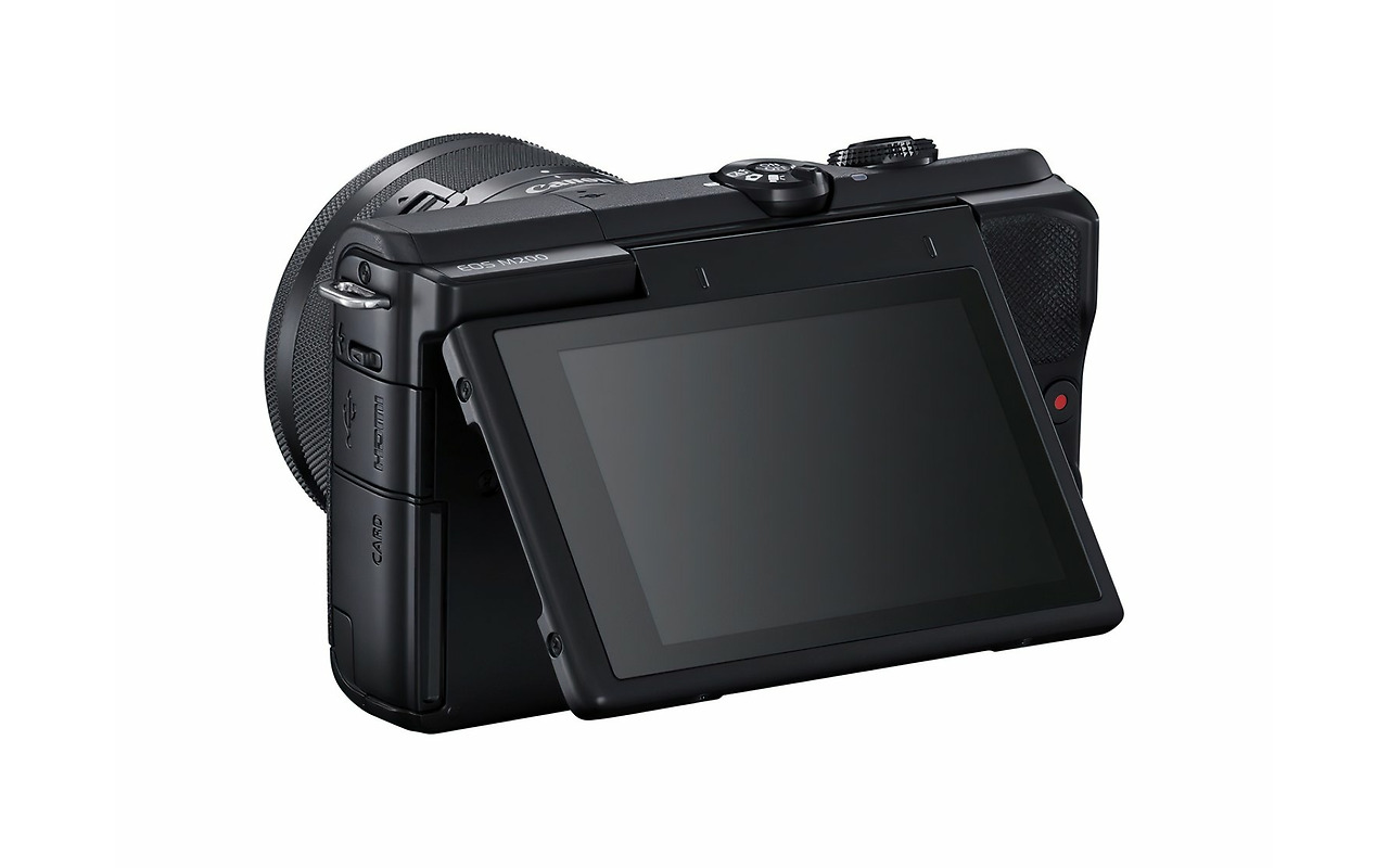 Canon EOS M200 + 15-45 IS STM