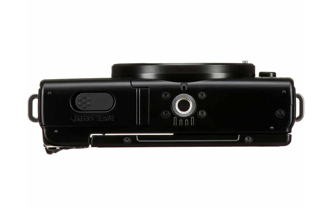 Canon EOS M200 + 15-45 IS STM