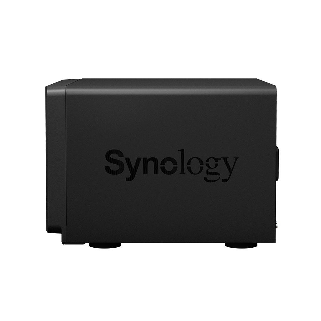 Synology DS1621xs+ / Xeon D-1527 / 8GB DDR4 ECC / 6x 3.5'' / 2x M.2 / 1x 10GbE + 2x 1GbE / 250W /