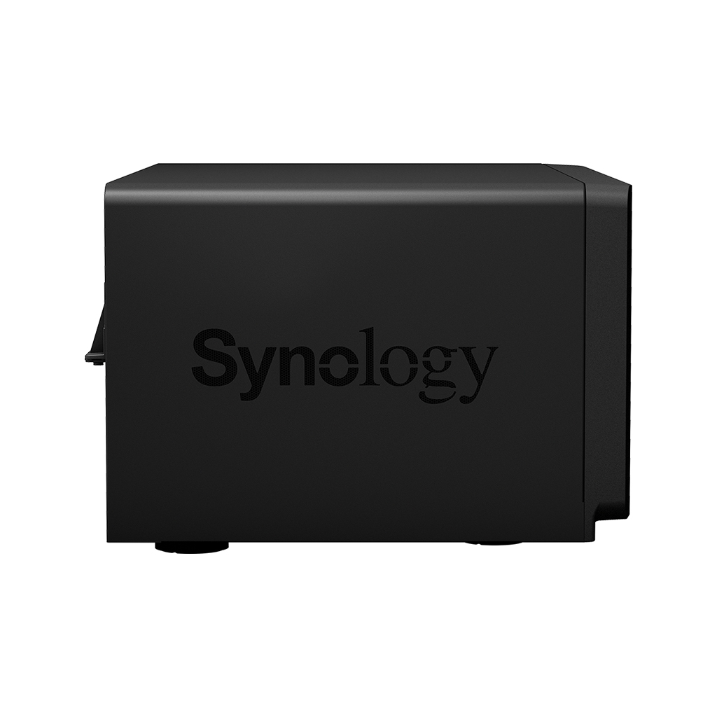 Synology DS1821+ / AMD Ryzen / 4Gb RAM / 2x M.2 / 4x 1GbE /