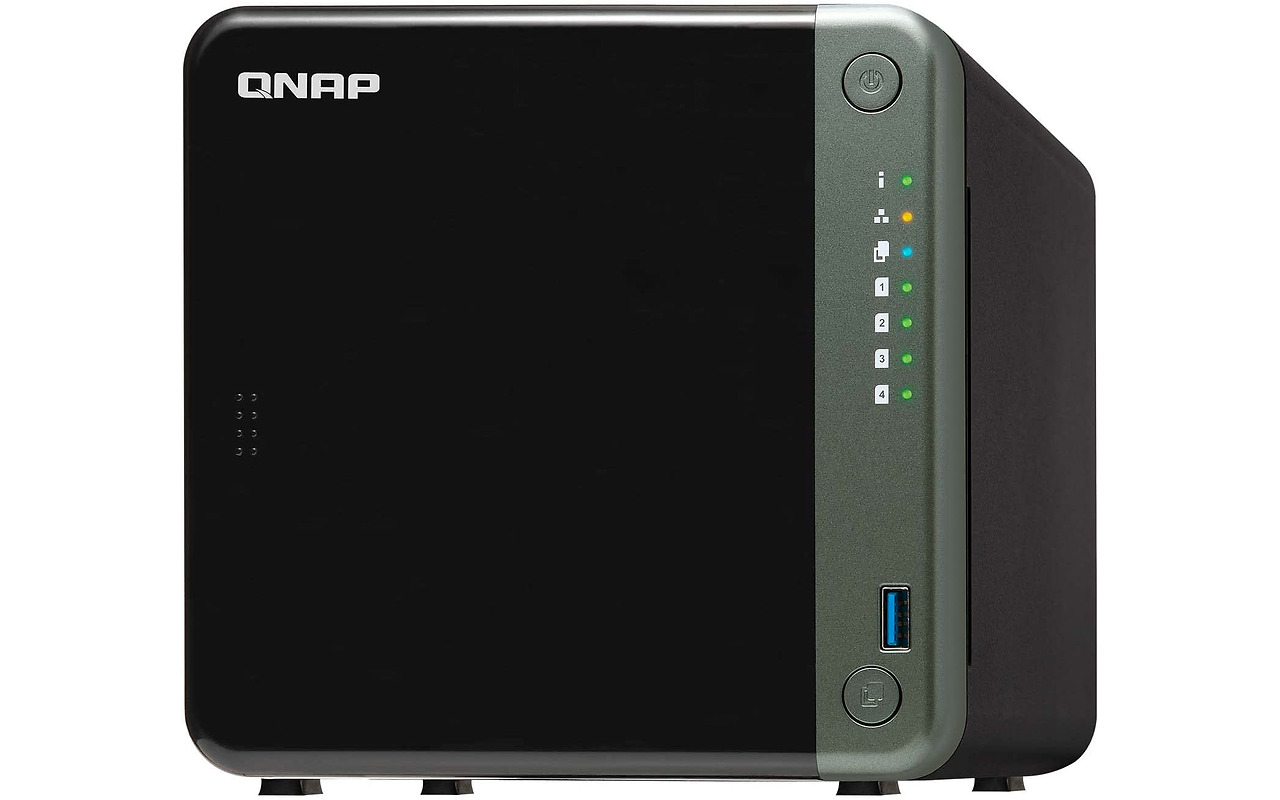 QNAP TS-453D